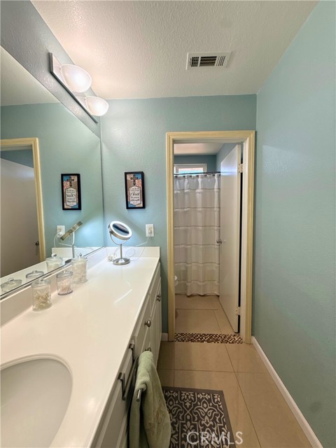 Detail Gallery Image 24 of 34 For 14115 Desert Rose, Hesperia,  CA 92344 - 4 Beds | 3 Baths