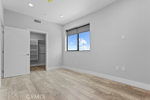 Detail Gallery Image 5 of 16 For 4383 Sepulveda Bld #502,  Sherman Oaks,  CA 91403 - 1 Beds | 1 Baths