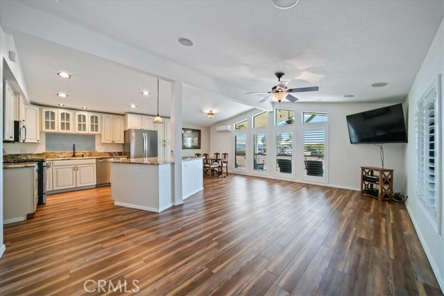 Detail Gallery Image 10 of 69 For 551 Beach, Needles,  CA 92363 - 2 Beds | 2 Baths