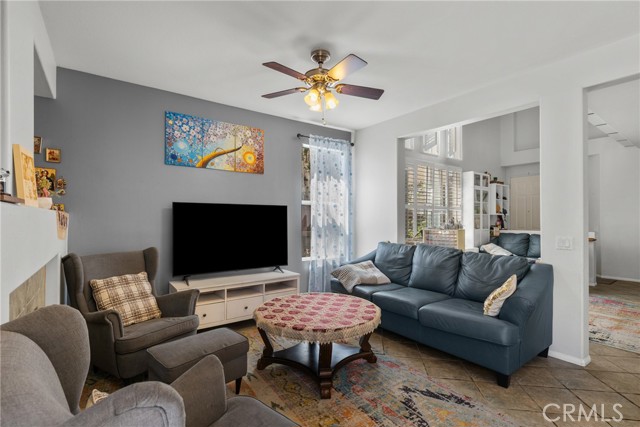 Detail Gallery Image 4 of 28 For 4561 Paseo Girasol, Camarillo,  CA 93012 - 4 Beds | 2/1 Baths