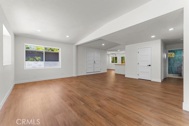 Detail Gallery Image 9 of 58 For 14153 Lake Bld, Shasta Lake,  CA 96019 - 5 Beds | 2 Baths