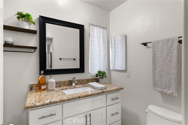 Detail Gallery Image 19 of 29 For 1408 E Fairway Dr, Orange,  CA 92866 - 4 Beds | 2 Baths