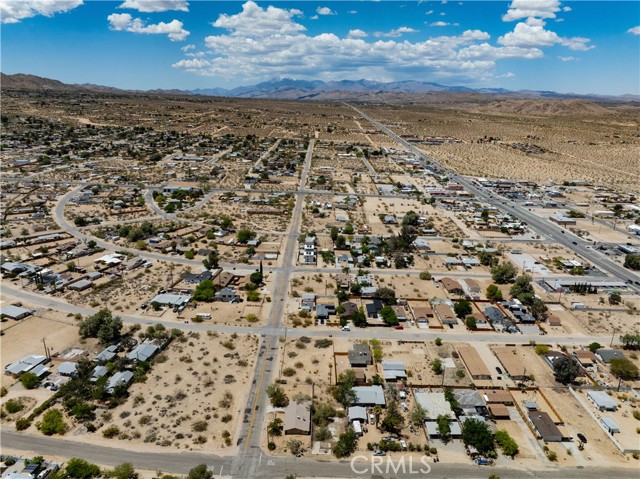 62008 Mountain View Circle, Joshua Tree CA: https://media.crmls.org/medias/03ba9c3f-a956-48c9-990a-5c69b631a0df.jpg