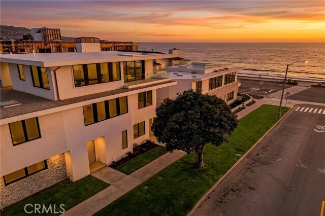 1400 Esplanade, Redondo Beach, California 90277, 4 Bedrooms Bedrooms, 0 ,4 BathroomsBathrooms,Residential,For Sale,Esplanade,0,SB26127556