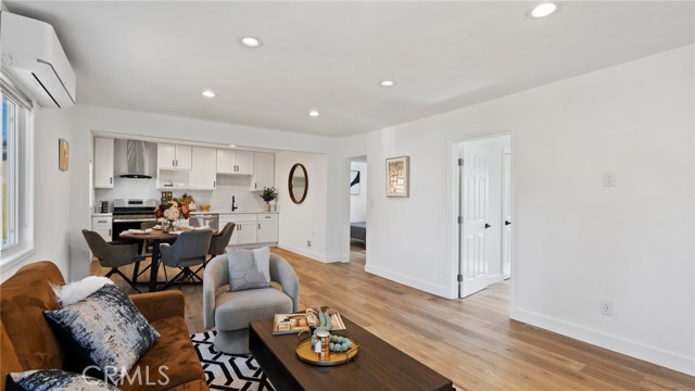 Detail Gallery Image 15 of 60 For 1012 Lord St, Los Angeles,  CA 90033 - 5 Beds | 2/1 Baths