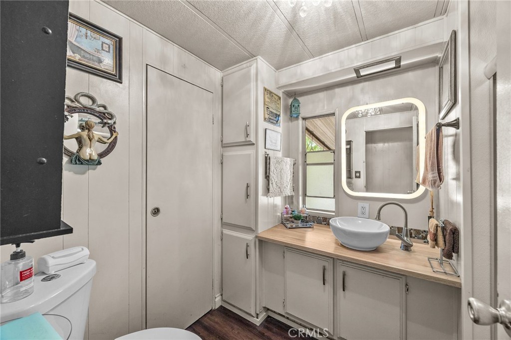 MLS #OC25223804 image #13