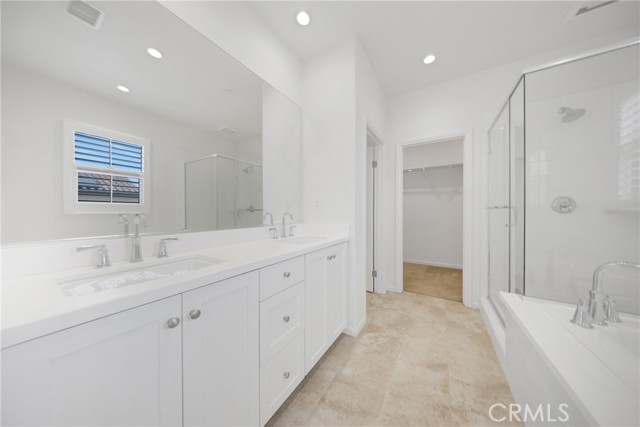 Detail Gallery Image 36 of 60 For 126 Gulfstream, Irvine,  CA 92620 - 3 Beds | 2/1 Baths