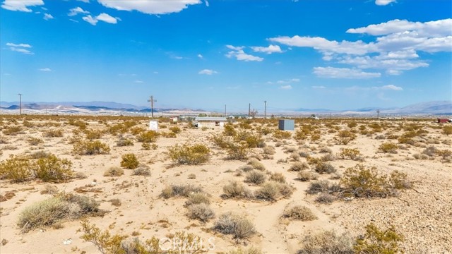 Detail Gallery Image 17 of 29 For 1560 Lear Ave, Twentynine Palms,  CA 92277 - 0 Beds | 0 Baths