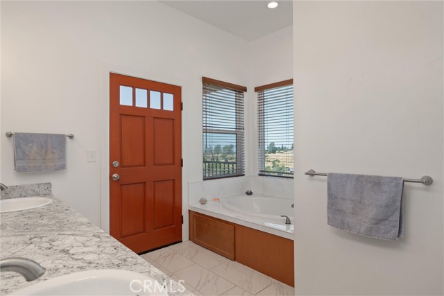 4620 Sandpiper Lane, Paradise CA: https://media.crmls.org/medias/03bbab26-b5bd-42b8-989c-52d87c97d6af.jpg