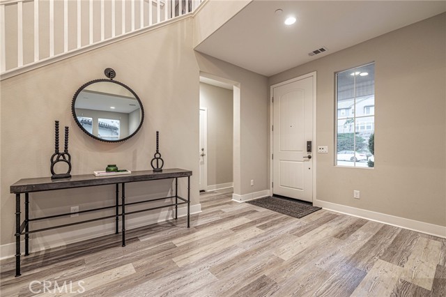 Detail Gallery Image 6 of 67 For 25035 Hidden Willow, Canyon Country,  CA 91387 - 5 Beds | 4 Baths