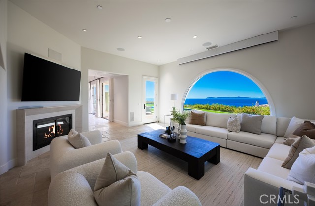 Detail Gallery Image 13 of 60 For 24 Timor Sea, Newport Coast,  CA 92657 - 4 Beds | 3/2 Baths