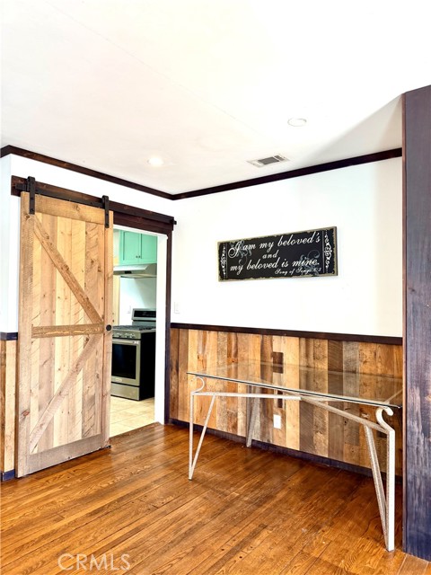 Detail Gallery Image 12 of 54 For 2925 Knoxville, Long Beach,  CA 90815 - 4 Beds | 2 Baths