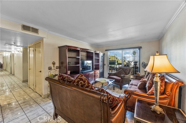 Detail Gallery Image 26 of 41 For 7018 404 Rita, Huntington Park,  CA 90255 - 3 Beds | 2 Baths