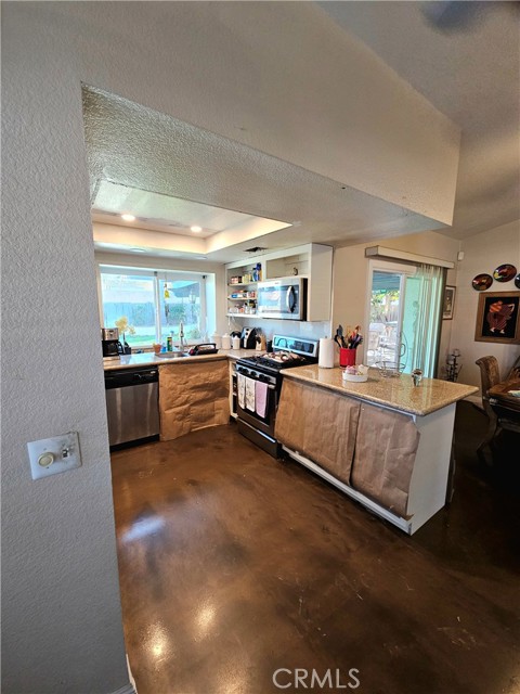 Image 18 of 35 For 27075 Rio Vista Drive