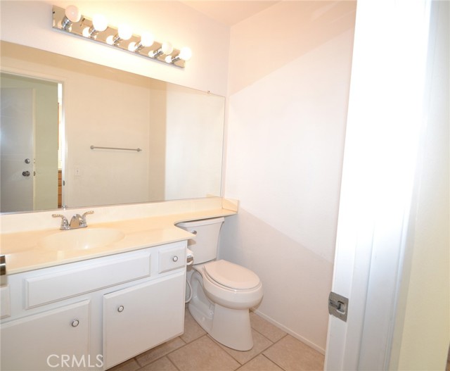 Detail Gallery Image 6 of 20 For 2621 Plaza Del Amo #529,  Torrance,  CA 90503 - 2 Beds | 2/1 Baths