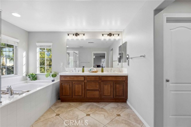 Image 33 of 65 For 45614 Hawk Court