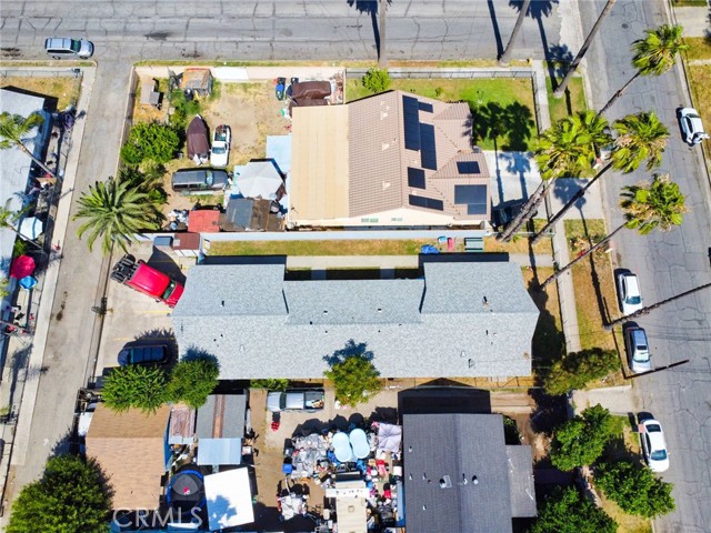 188 E 11th Street, San Bernardino CA: https://media.crmls.org/medias/03bf5332-9878-4474-8c23-97f9d51aee99.jpg