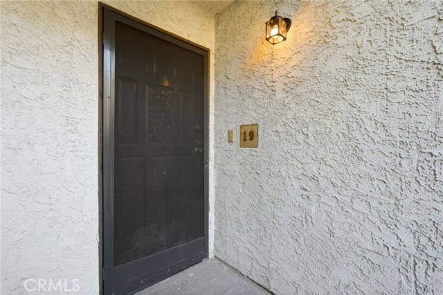 Detail Gallery Image 3 of 31 For 15511 Sherman Way #19,  Van Nuys,  CA 91406 - 1 Beds | 1 Baths