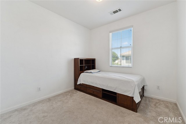 5529 N Valdez, Fresno CA: https://media.crmls.org/medias/03bfd5a0-d87d-4e90-a645-f27fe4ce6693.jpg