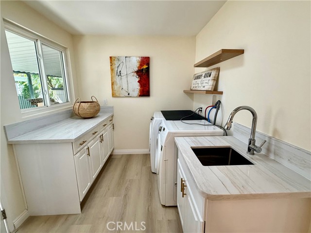 Detail Gallery Image 13 of 16 For 235 Lakepark Dr, Placentia,  CA 92870 - 2 Beds | 2 Baths