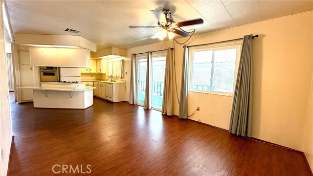 Detail Gallery Image 11 of 19 For 5001 W Florida Ave #157,  Hemet,  CA 92545 - 2 Beds | 2 Baths