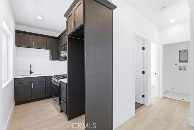 Detail Gallery Image 44 of 74 For 3519 E Colorado, Long Beach,  CA 90814 - 6 Beds | 6 Baths