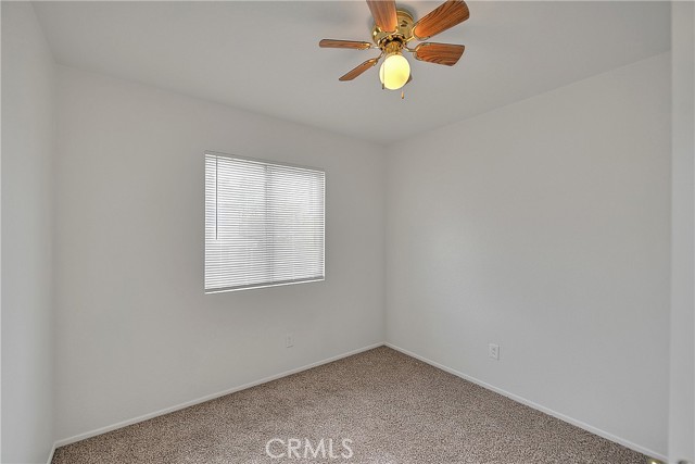 13207 Eastview, Victorville CA: https://media.crmls.org/medias/03c3356b-6332-492e-adb0-40d2357649b3.jpg