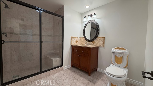 Detail Gallery Image 19 of 32 For 414 E Valencia Ave #111,  Burbank,  CA 91501 - 3 Beds | 3 Baths