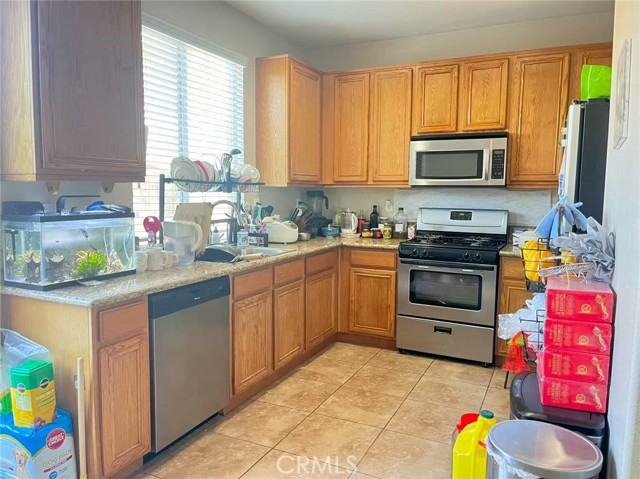 Detail Gallery Image 5 of 30 For 1662 Palermo, Riverside,  CA 92507 - 3 Beds | 2/1 Baths