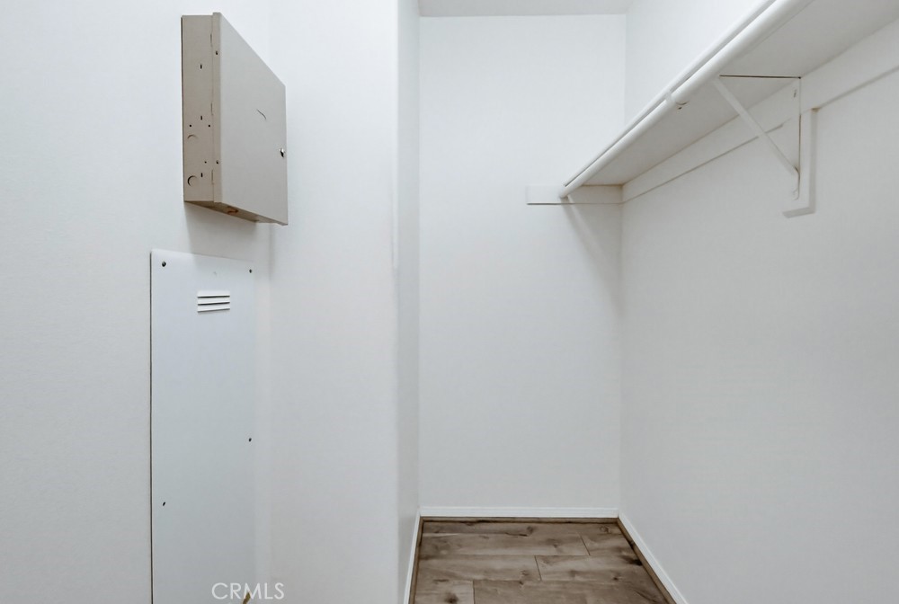 https://media.crmls.org/medias/03c4e9a4-140b-4461-88d6-d3aabbb9cfea.jpg?preset=X-Large