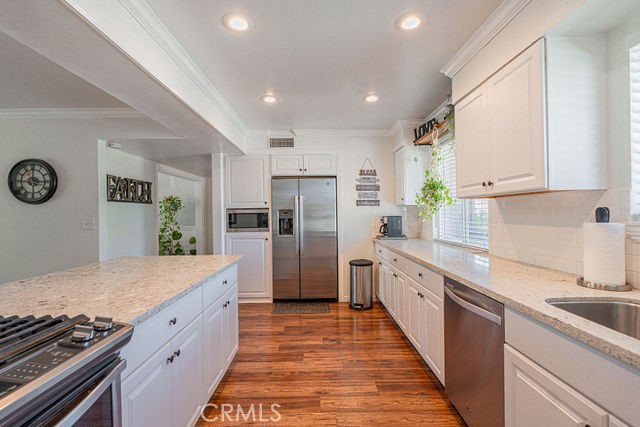 26790 E Berkey Court, Menifee CA: https://media.crmls.org/medias/03c53746-10dc-44ce-92a8-6482a60e7b8f.jpg