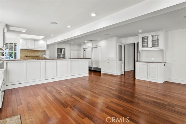 Detail Gallery Image 13 of 59 For 500 via Lido Nord, Newport Beach,  CA 92663 - 5 Beds | 4 Baths