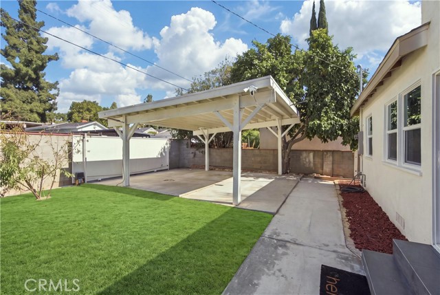 18745 Sunburst Street photo 36