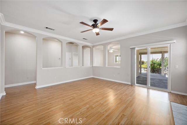 28216 Meadowsweet Drive, Menifee CA: https://media.crmls.org/medias/03c75a9b-66b0-4a15-aecf-0b928e8917b3.jpg