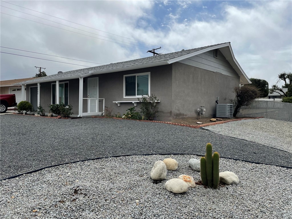 26621 Oakmont Drive