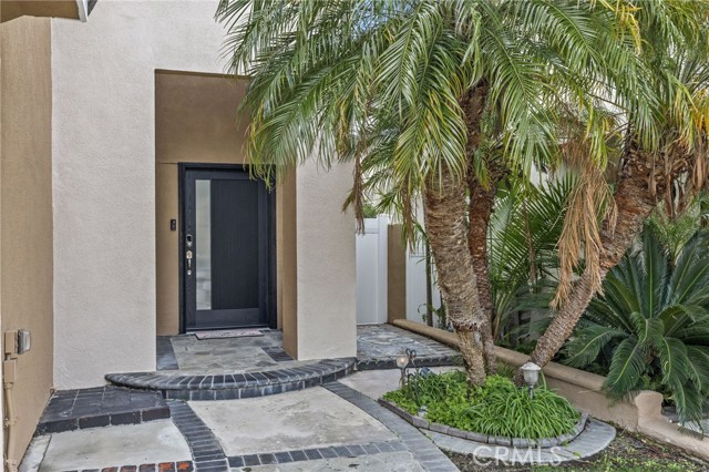 Detail Gallery Image 3 of 32 For 991 S Sedona, Anaheim Hills,  CA 92808 - 3 Beds | 3 Baths