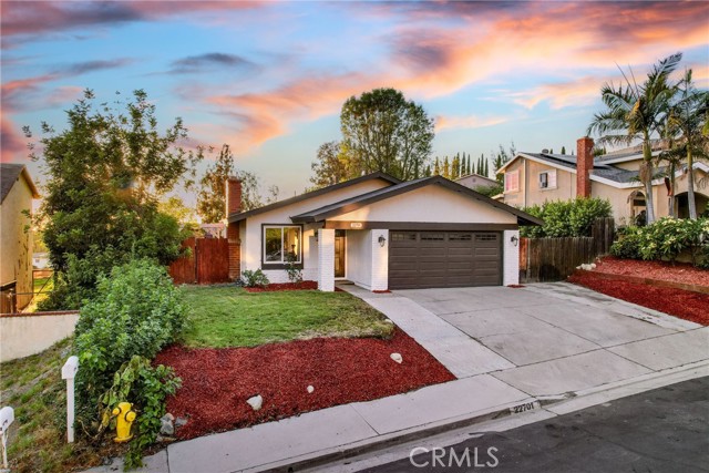 22701 Via Tercero, Mission Viejo CA: https://media.crmls.org/medias/03c865af-ee78-4910-bddb-d32c7dd4f896.jpg