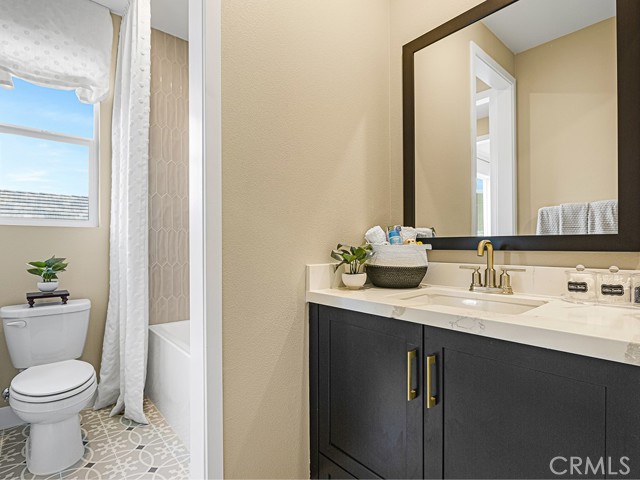 Detail Gallery Image 35 of 45 For 30110 Crestline Court, Castaic,  CA 91384 - 4 Beds | 3/1 Baths