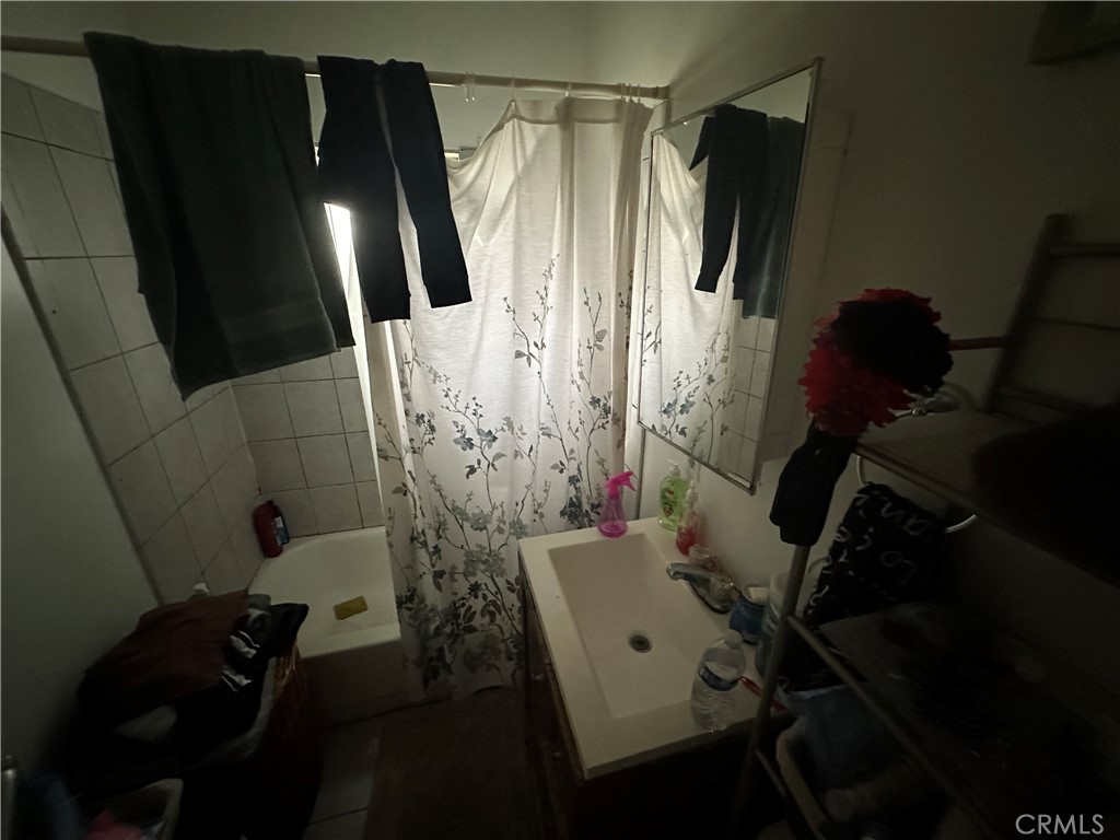 https://media.crmls.org/medias/03c8ba45-0548-4782-babf-44d35abfd048.jpg?preset=X-Large