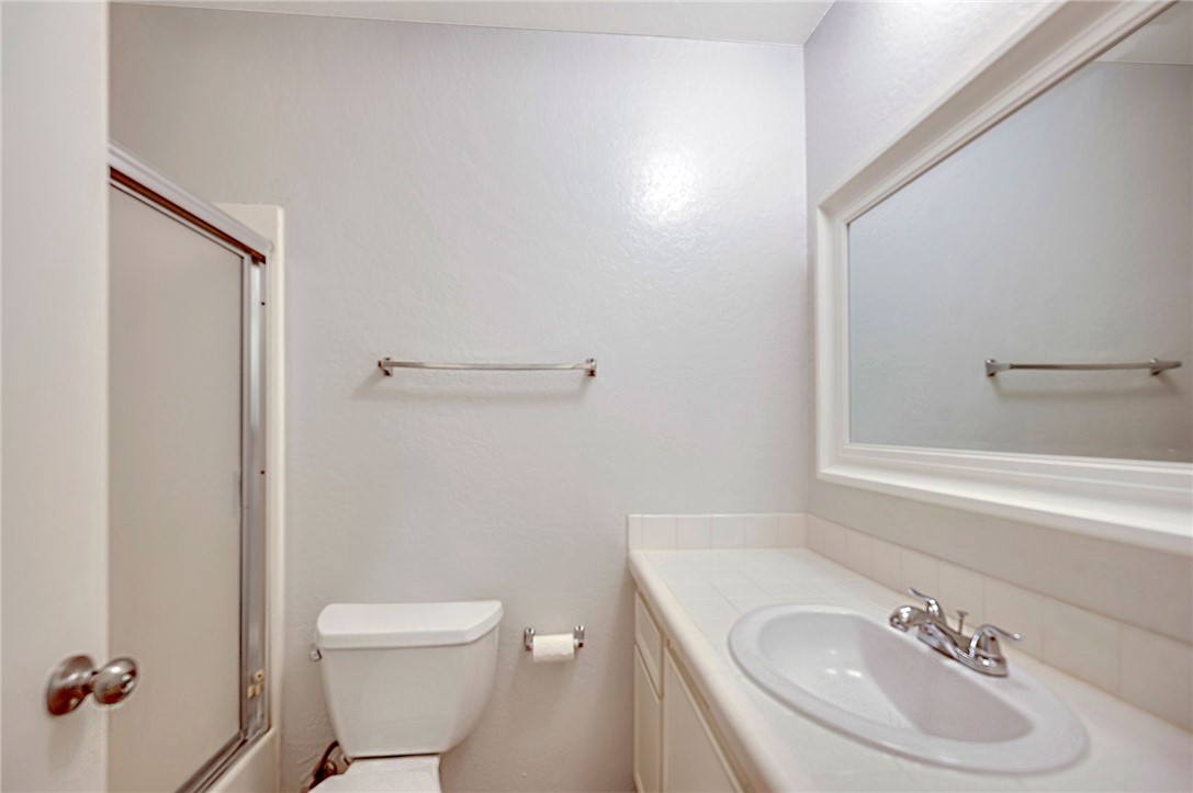 Detail Gallery Image 9 of 22 For 2444 E Del Mar Bld #203,  Pasadena,  CA 91107 - 2 Beds | 2 Baths