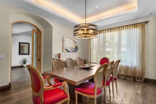 6945 E Hidden Oaks Lane, Orange CA: https://media.crmls.org/medias/03c94752-fb01-4780-a7fb-9f6b206d50eb.jpg