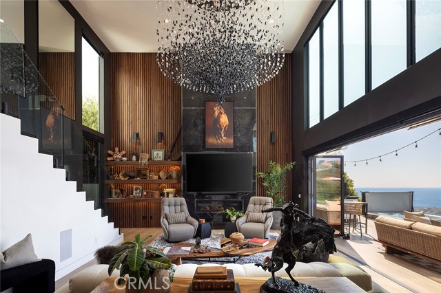 Detail Gallery Image 4 of 46 For 606 E Avenida San Juan, San Clemente,  CA 92672 - 4 Beds | 4/1 Baths