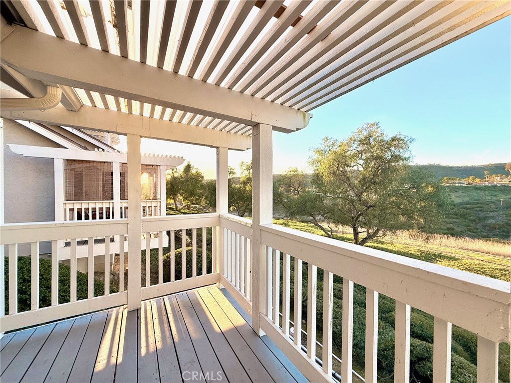 MLS #OC25274797 image #8