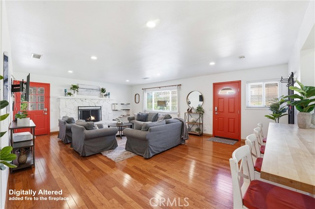 Image 4 of 34 For 713 Sycamore