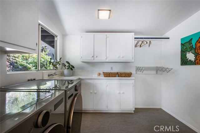 Detail Gallery Image 42 of 54 For 2820 E Chevy Chase Dr, Glendale,  CA 91206 - 2 Beds | 2 Baths