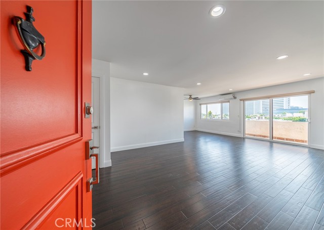 Detail Gallery Image 10 of 15 For 1601 Veteran Ave #301/302,  Los Angeles,  CA 90024 - 4 Beds | 4 Baths