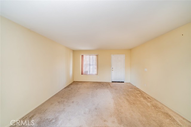 Detail Gallery Image 8 of 59 For 14051 Mare Ln, Victorville,  CA 92394 - 3 Beds | 2/1 Baths