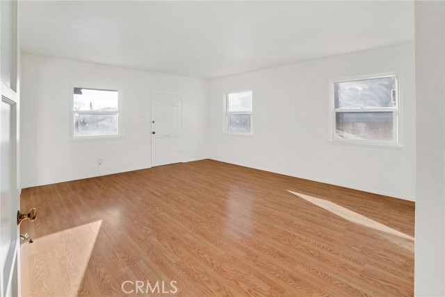 Detail Gallery Image 6 of 28 For 18405 Haas Ave, Torrance,  CA 90504 - 3 Beds | 2 Baths