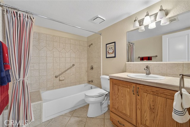 Detail Gallery Image 35 of 51 For 832 Trinity, Claremont,  CA 91711 - 3 Beds | 3 Baths