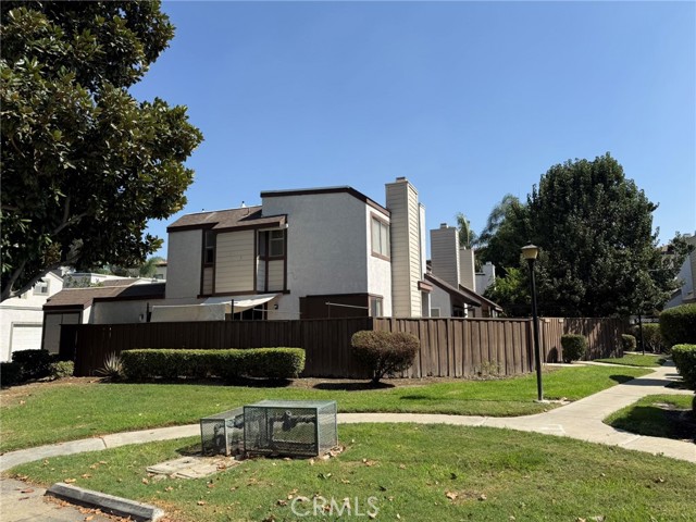 Detail Gallery Image 1 of 13 For 2237 S Greenwood Pl a,  Ontario,  CA 91761 - 2 Beds | 2/1 Baths